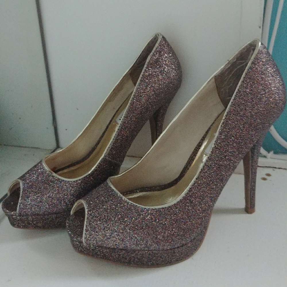 Sparkly peep toes